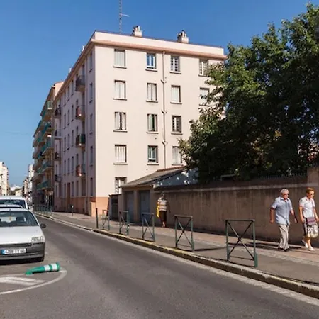 Apartmán Hola! *